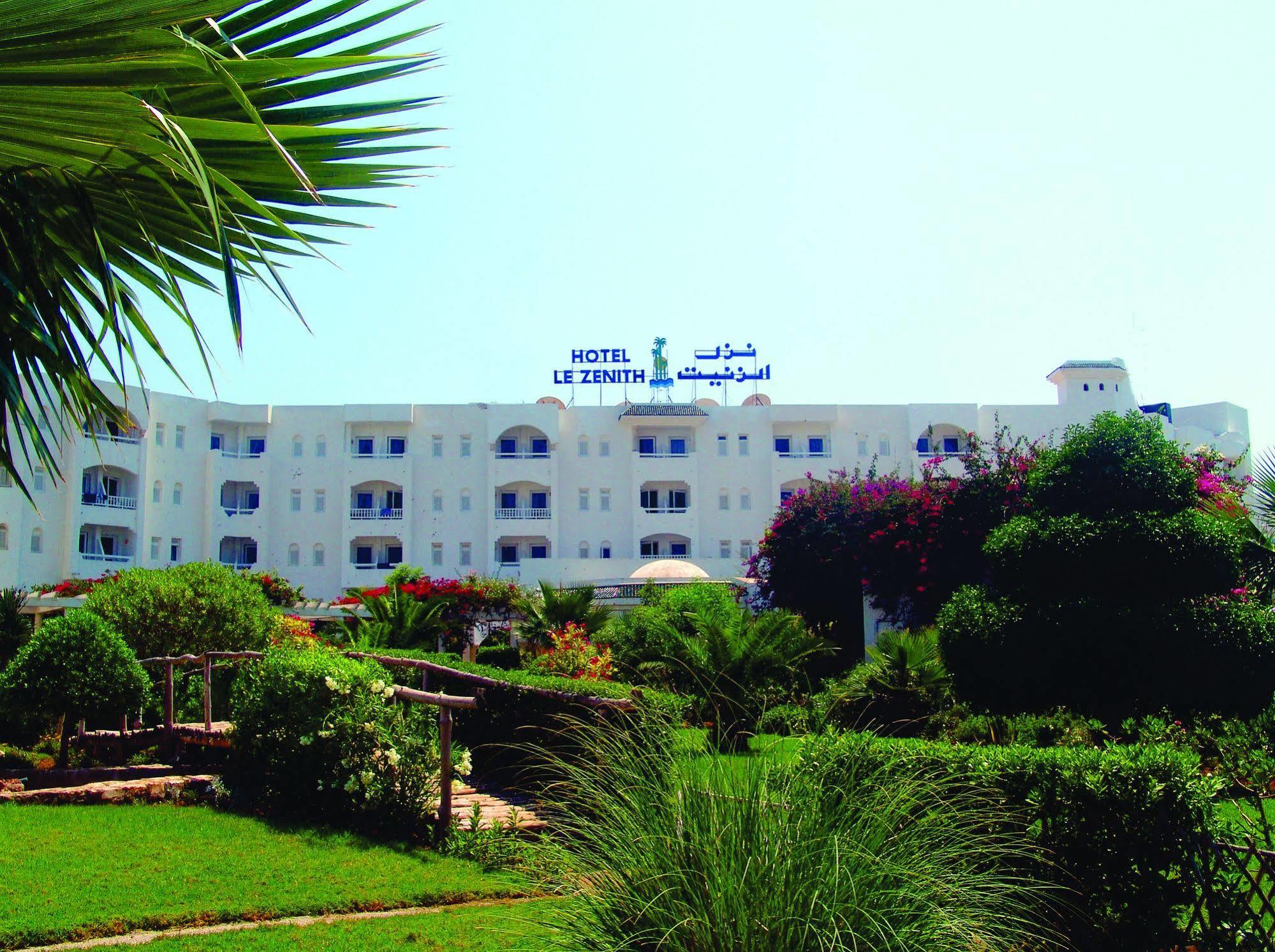 Hotel Kinza 3*